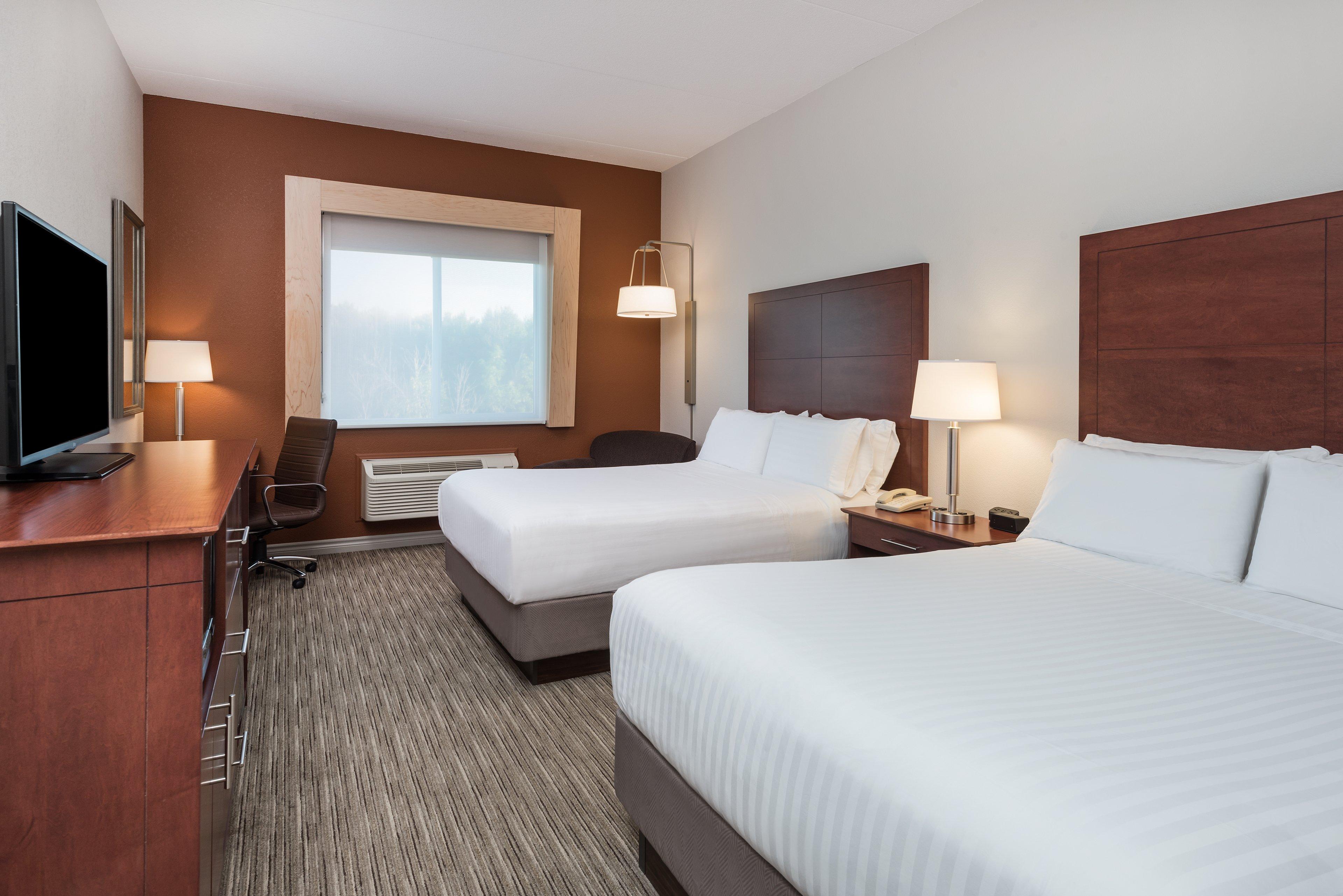 Holiday Inn Express Hotel & Suites 1000 Islands - Gananoque By Ihg Exteriör bild